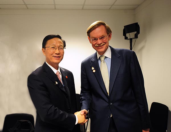 谢旭人部长在世界银行\/国际货币基金组织2009