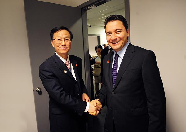 谢旭人部长在世界银行\/国际货币基金组织2009