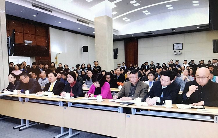 2019经济大讲堂_e港大讲堂 第一课 2019年宏观经济形势分析